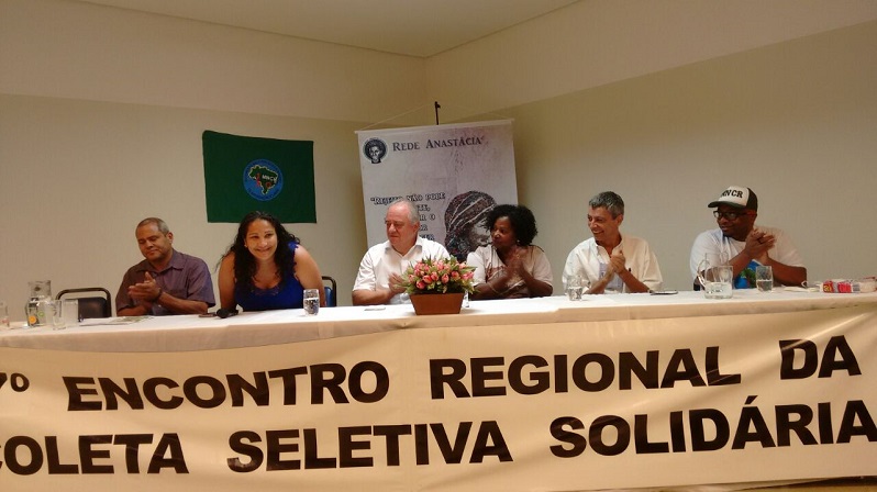 O 7° Encontro Regional de Coleta Seletiva Solidária teve o objetivo de discutir possibilidades e modelos de contratação de cooperativas de catadores para a execução de programas de coleta seletiva.
