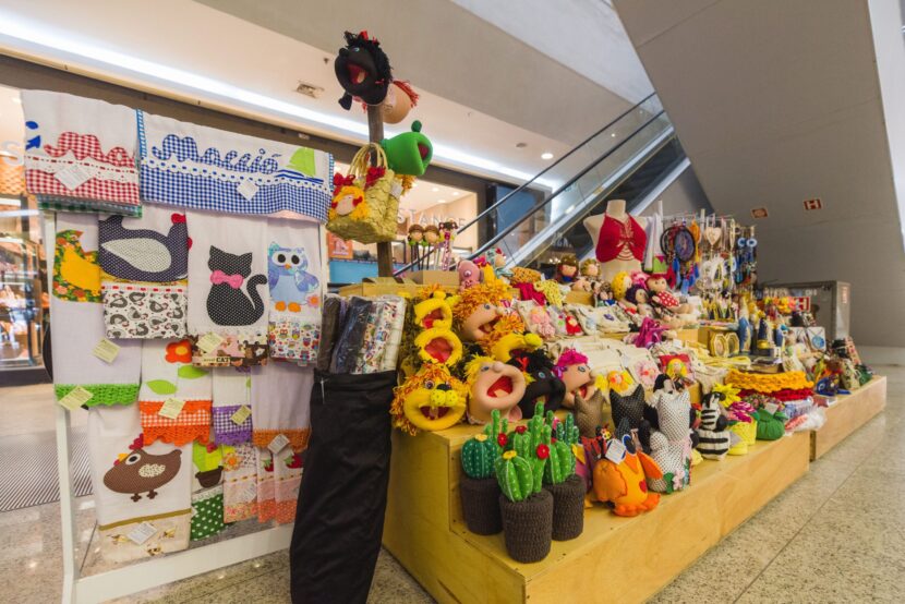 Dia das Crianças: Shopping popular e Economia Solidária são alternativas para presentes, em Maceió/AL