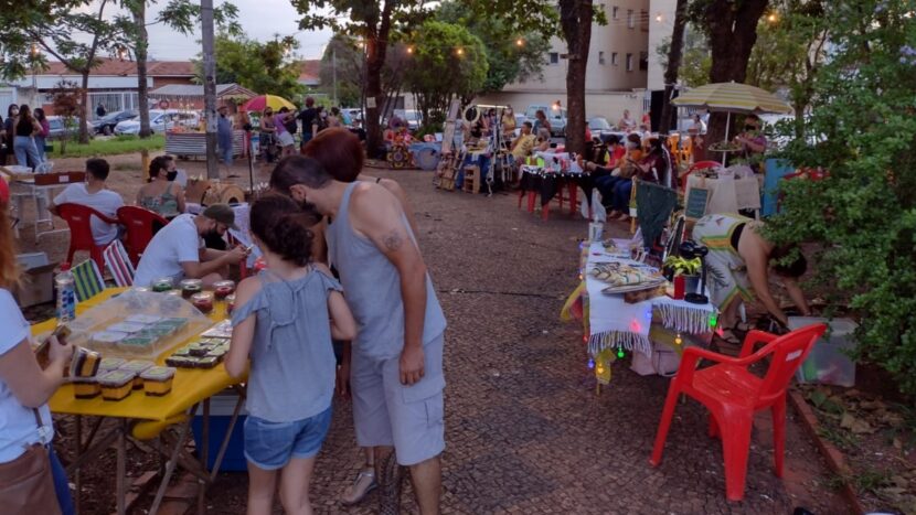 Sapucaia/RS realiza feira de empreendedorismo e economia solidária de Natal